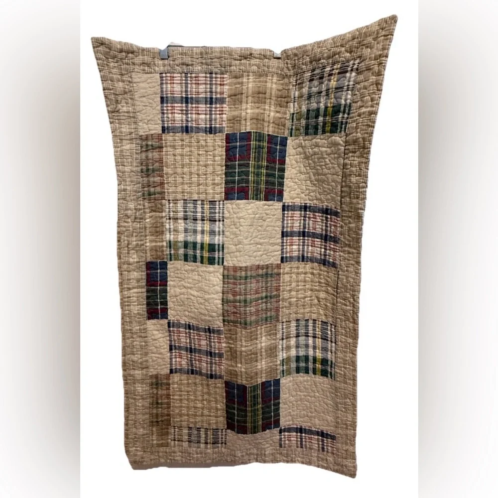Pair Of Quilted Standard Pillow Shams Multicolor plaid patchwork‎ Pattern